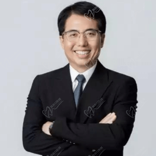 王洪格醫(yī)生